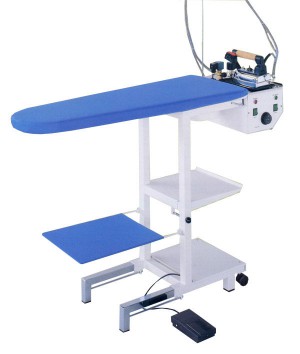 FOX Futura C Table de repassage pointue pliante