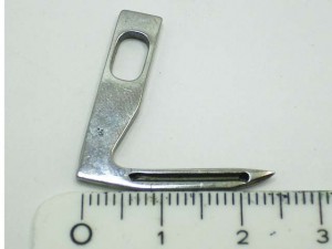 -  Boucleurs surjeteuse