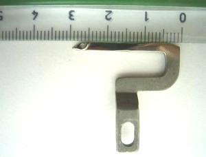 -  Boucleurs surjeteuse