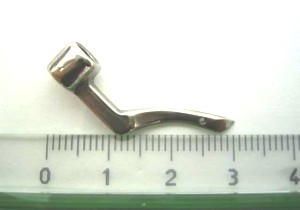 -  Boucleurs surjeteuse