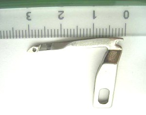 -  Boucleurs surjeteuse