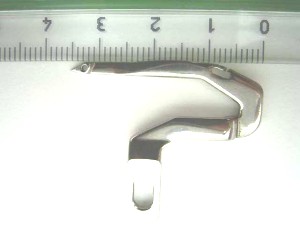 -  Boucleurs surjeteuse