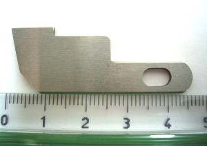 -  Couteaux surjeteuse