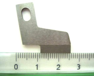 -  Couteaux surjeteuse