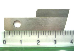 -  Couteaux surjeteuse