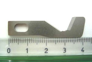 -  Couteaux surjeteuse