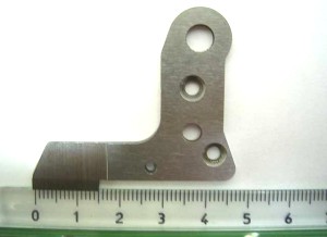  H004137 (29-924993-81) Couteaux surjeteuse