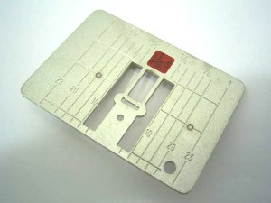 BERNINA  Plaque à aiguille