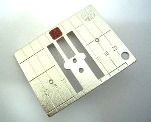 BERNINA  Plaque à aiguille