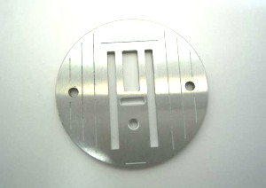 BERNINA  Plaque à aiguille