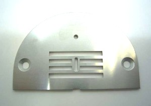 BERNINA 327007030 Plaque à aiguilles / Griffe