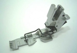 BERNINA  Pied de biche BERNINA