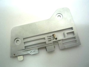 BERNINA  Plaque à aiguille