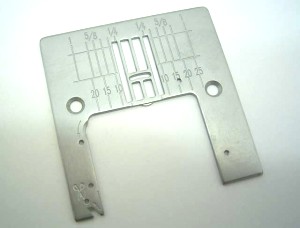 BERNINA  Plaque à aiguille