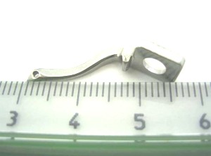 BERNINA  Boucleurs surjeteuse