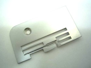 BERNINA  Plaque à aiguille