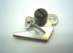 BERNINA  Crochet machine à coudre