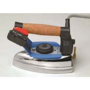  Kg. 1,600 Fer à repasser