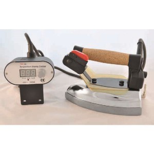  Kg. 1,700 Fer à repasser