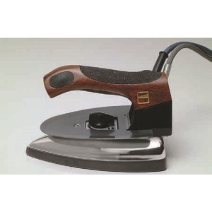  Kg. 1,500 Fer à repasser