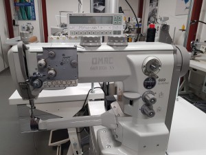 Durkopp ADLER EOS-XS Machine à coudre industrielle à triple entrainement canon