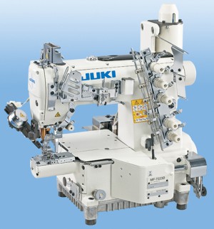JUKI MF-7200D Machine à recouvrement inférieur - supérieur