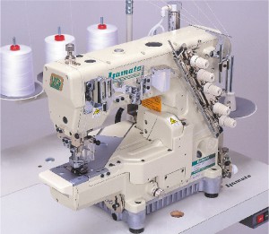 YAMATO VG2700-156M Machine à recouvrement inférieur - supérieur