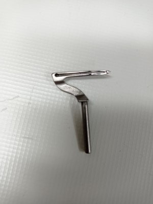 -  Crochet machine à coudre