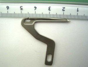 BERNINA  Boucleurs surjeteuse