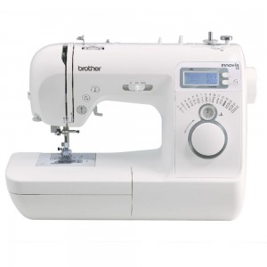 BROTHER Innov-ís 15 Machine à coudre et à broder