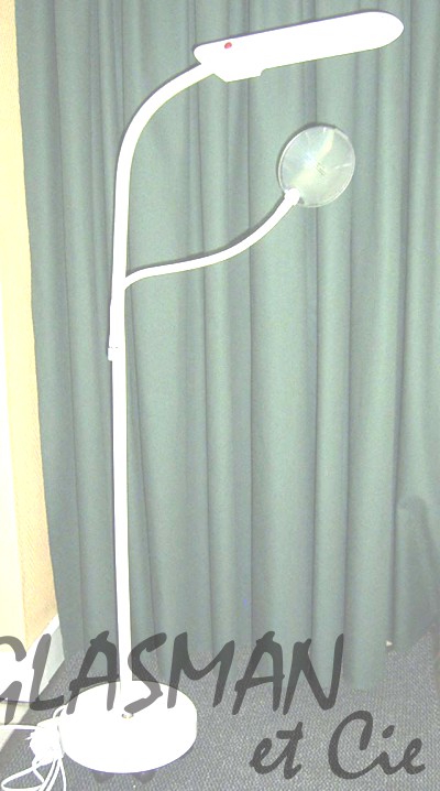 DAYLIGHT LAMPE PIED A ROULETTE (E23030) Lampes / Eclairages 9266
