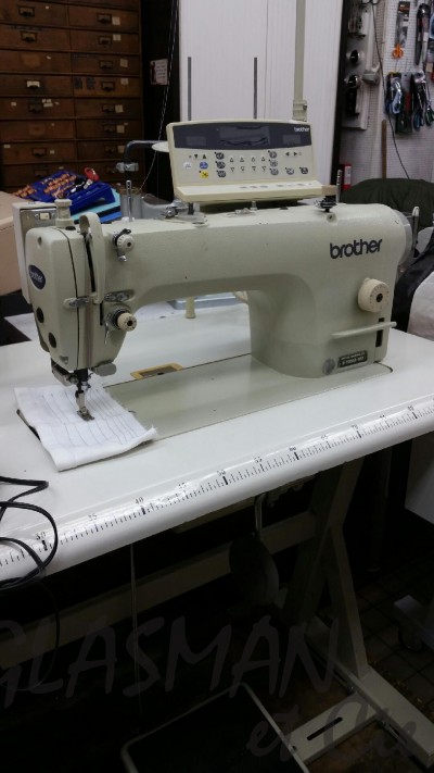 BROTHER S 7200A-403 MACROIX Piqueuse plate industrielle avec coupe fils Piqueuse plate coupe fils 11865