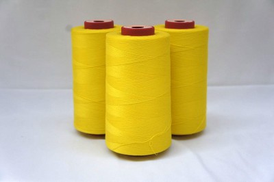 COMETA 0216F Cône de fils a coudre polyester 100% 5000 mètres jaune Fils standard 5000m 11128