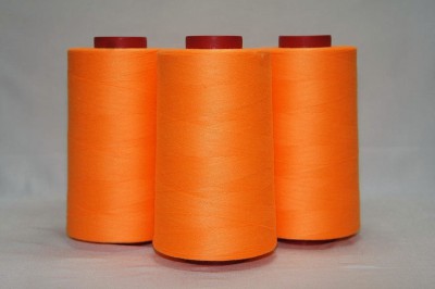 COMETA 0539F Cône de fils a coudre polyester 100% 5000 mètres orange fluo Fils standard 5000m 11200