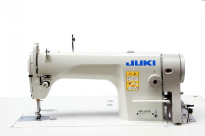 JUKI DDL 8700 Piqueuse plate industrielle Piqueuse plate 227 